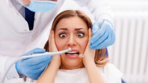 Phobie du dentiste: 3 clés pour comprendre et dépasser votre peur
